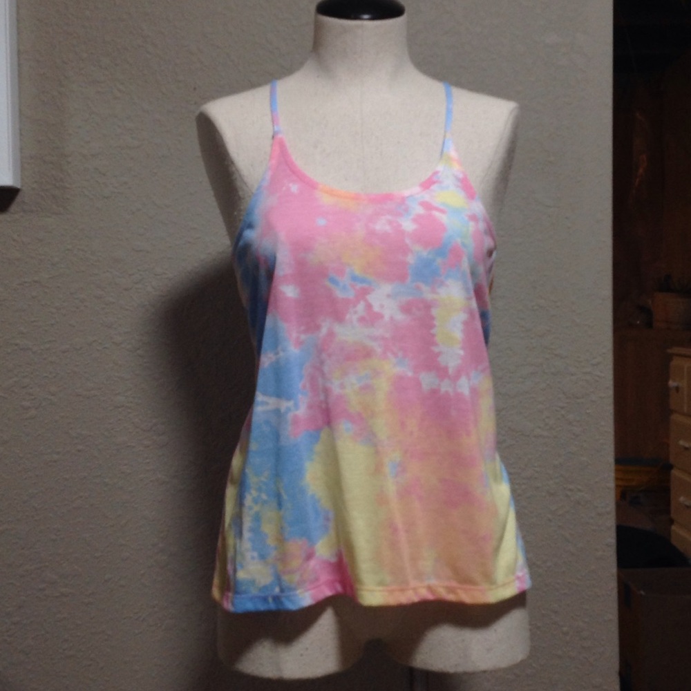 Tie dye top BNWT!!